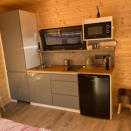 Prázdninový dům - A - Vyhlídka Nad řekou *
