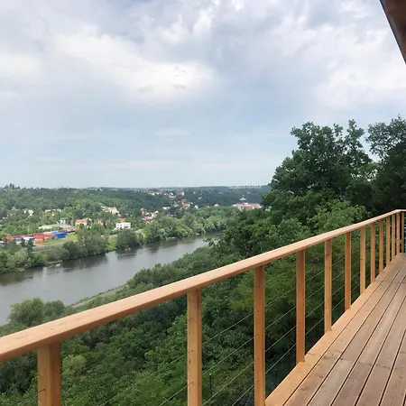 - A - Vyhlídka Nad řekou Zdiby